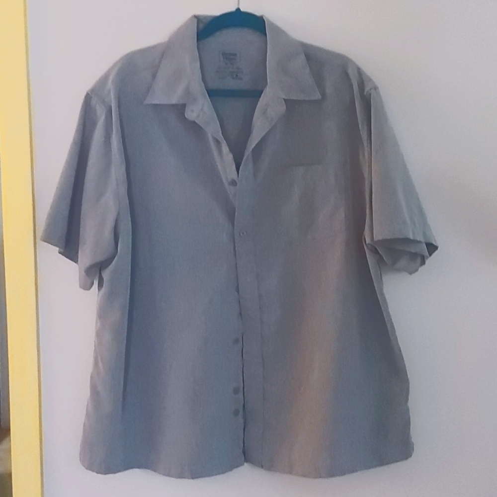 Men's short sleeve shirt